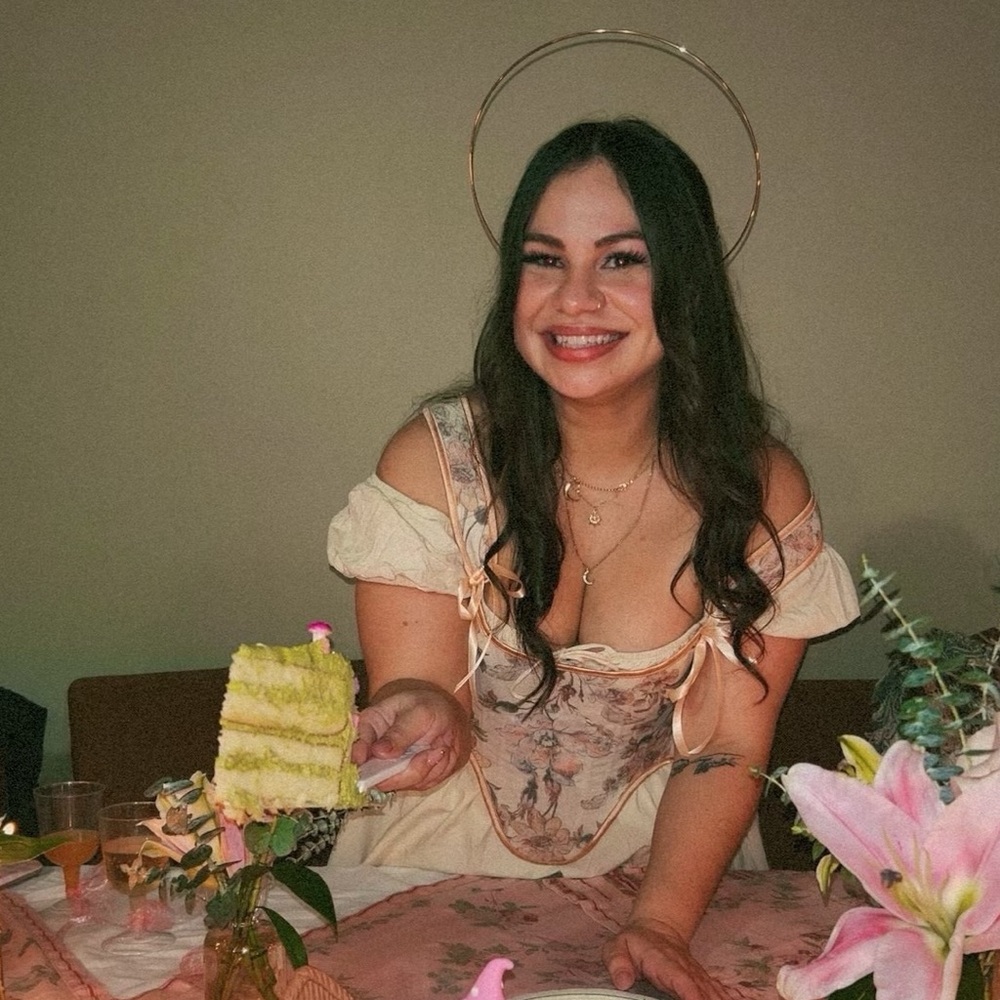 Meet your Posher, Nina